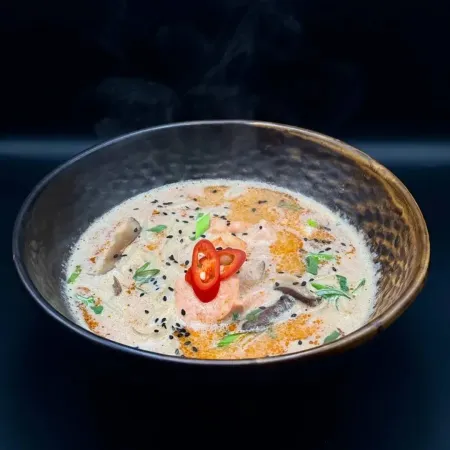 Суп рамен с морепродуктами